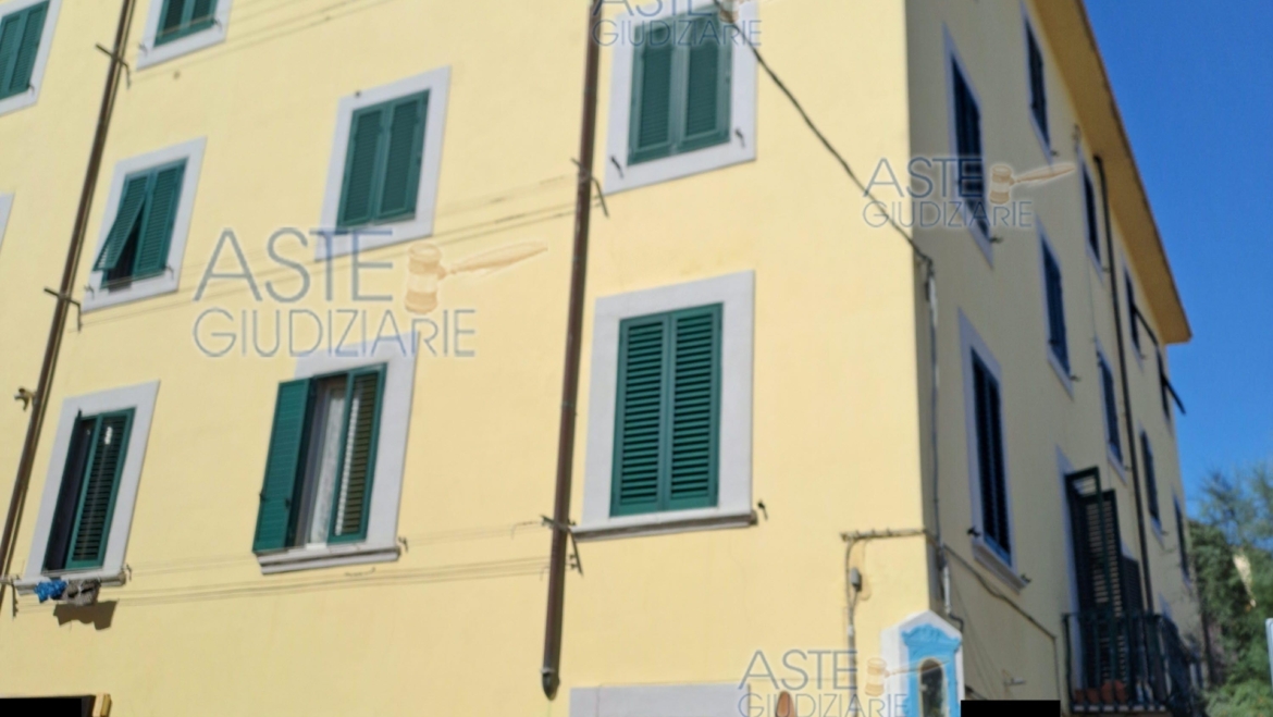 LOCALE COMMERCIALE Livorno (LI)