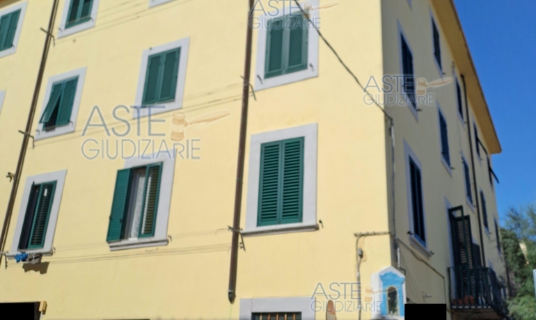 LOCALE COMMERCIALE Livorno (LI)