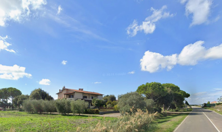 PORZIONE DI FABBRICATO RURALE BIFAMILIARE