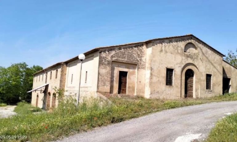 CANTINA E TERRENO Piombino (LI) – Riotorto