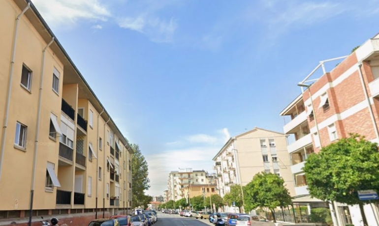 APPARTAMENTO e CANTINA Livorno (LI)